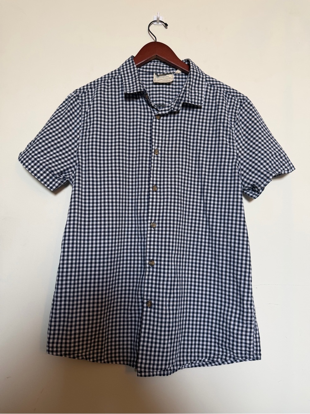 Men's Navy & White Gingham Short-Sleeve Button-Down Shirt - Casual